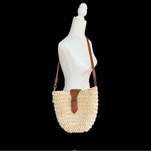 Jen & Co Seagrass Beige Tan Shoulder Crossbody Bag Leather NWT 11” X 12”…